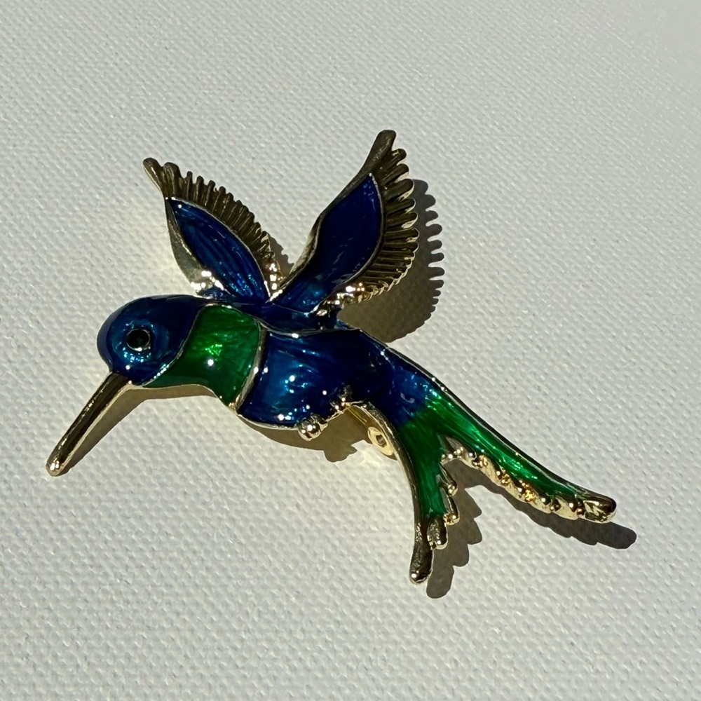 BROOCH Hummingbird Brooch | Enamel Bird Pin Jewelry

Brooch - Picture 7 of 11